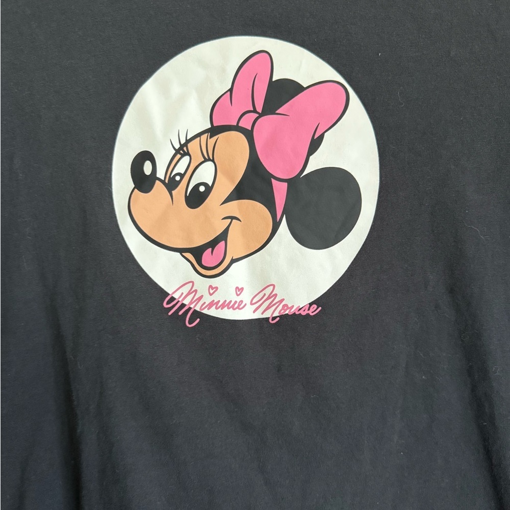 Disney Black Short Sleeve Tee with Pink Minnie Mouse Bow Graphic Size Medium - Picture 2 of 4